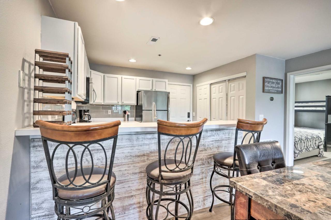 Lake Of The Ozarks Home With Balcony And Grill! Осейдж-Бич Экстерьер фото